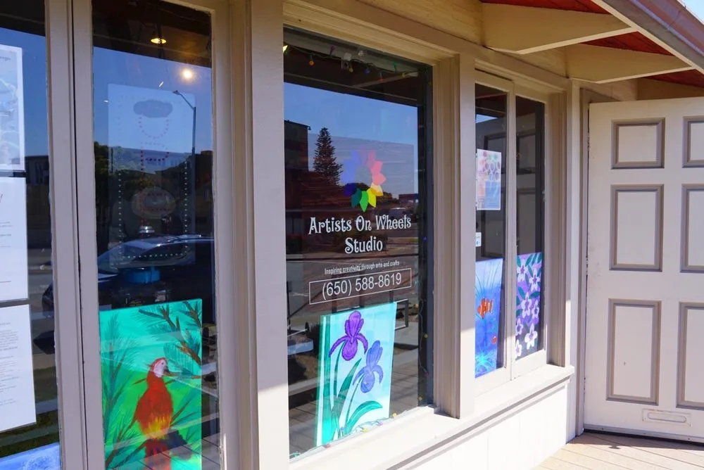 Artists On Wheels image