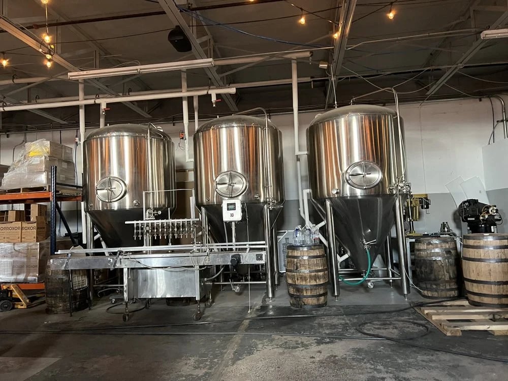 New Artisan Distillery image