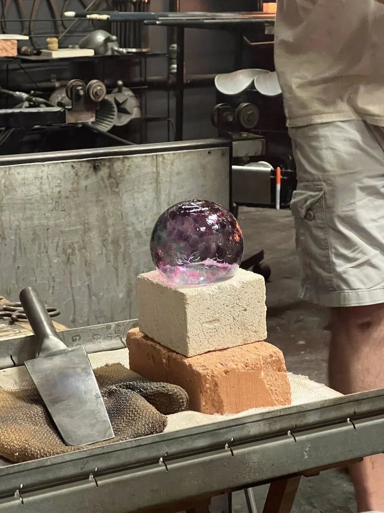 Caliente Hot Glass image