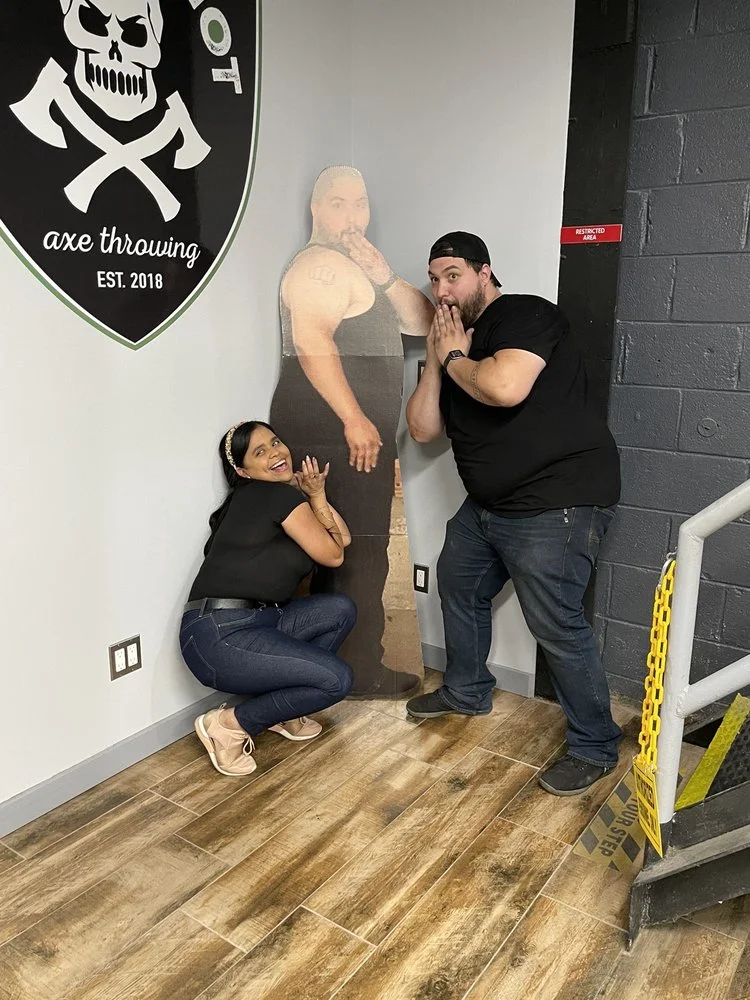 Clutch Shot Axe Throwing image