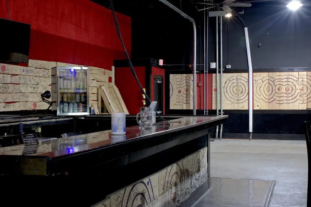 Craft Axe Throwing - Columbia image