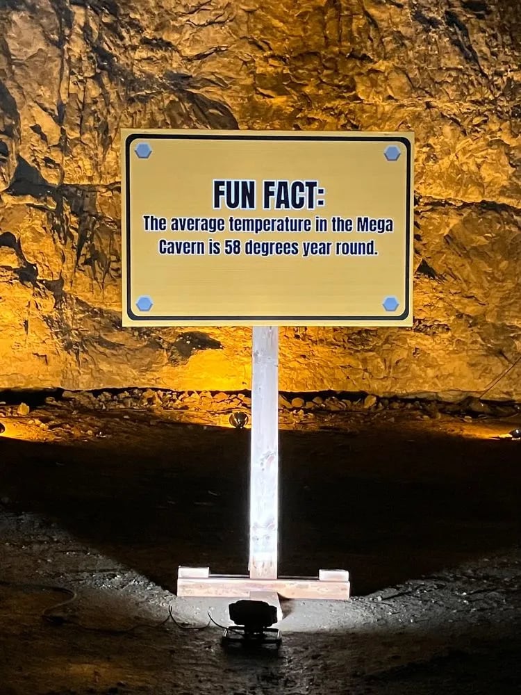 Louisville Mega Cavern image