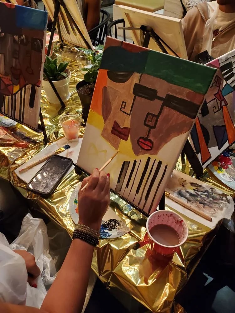 Art On the Run image