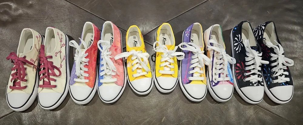 Kicasso Sneaker Art Bar image