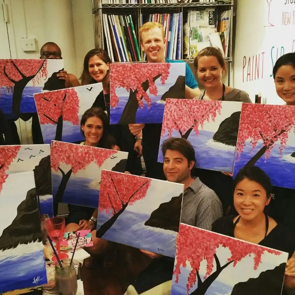 Paint & Sip Studio New York image