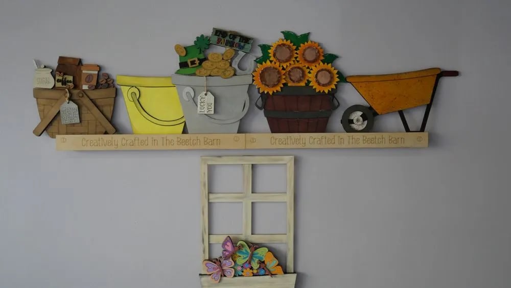 The Beetch Barn Craft N' Sip image