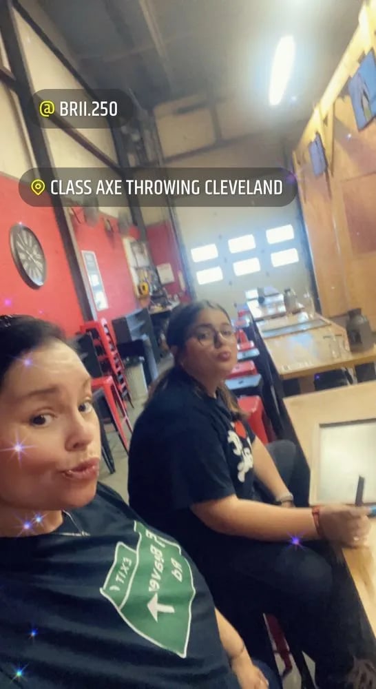 Class Axe Throwing image