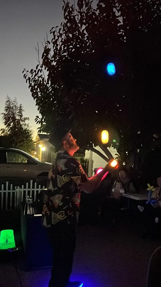 Silly Ricky's Juggling & Fun! image