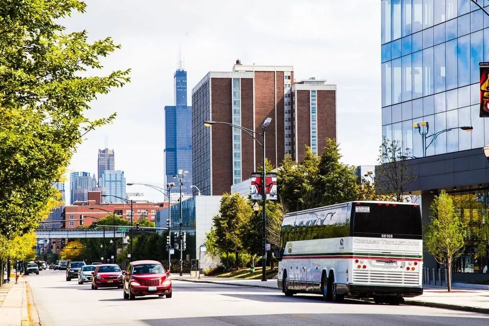 Chicago Trolley & Double Decker image