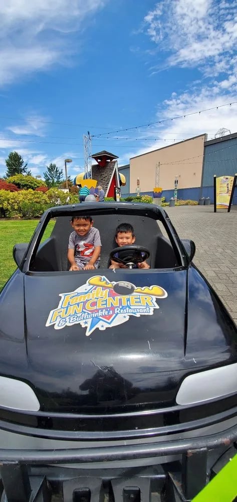Tukwila Family Fun Center & Bullwinkle's Restaurant image