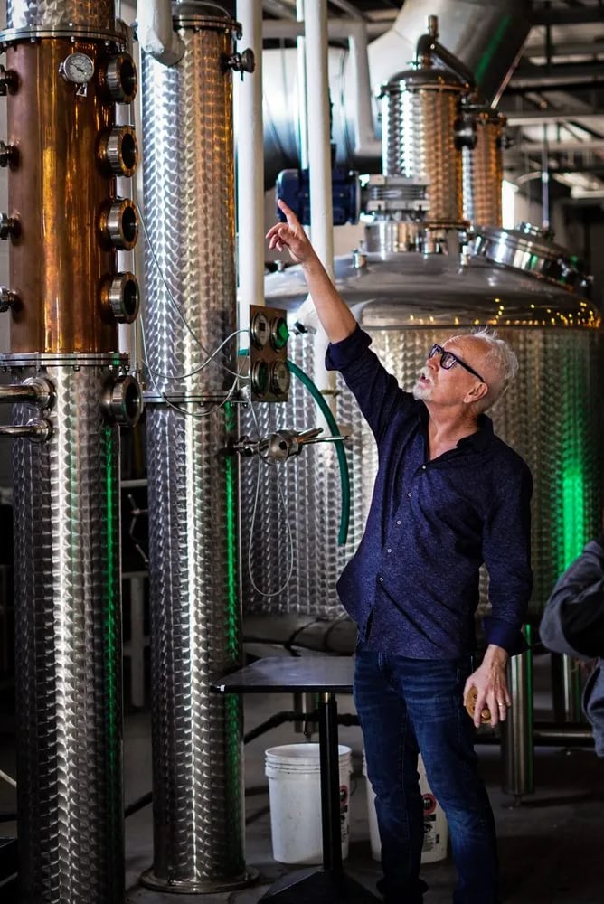 New Artisan Distillery image