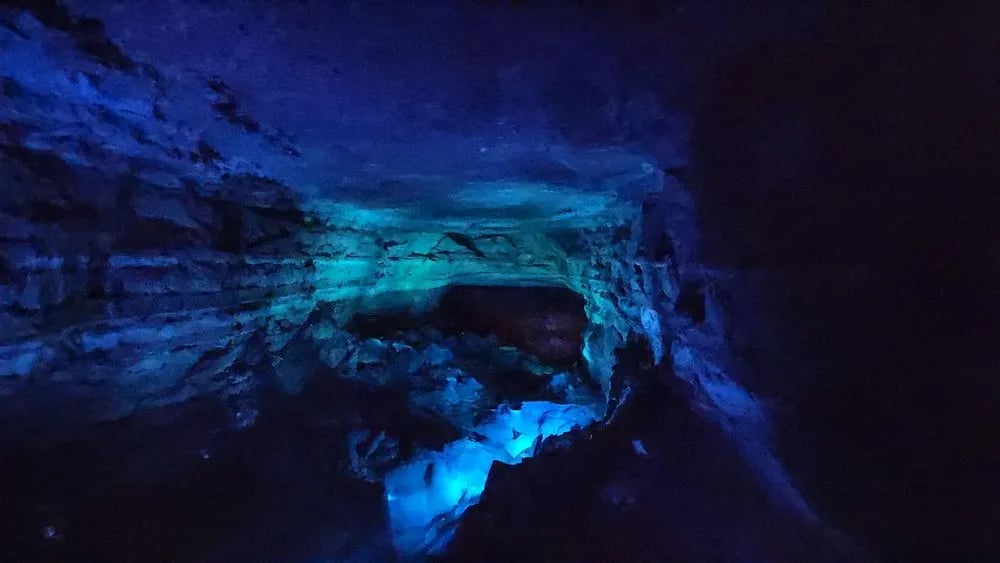 Natural Bridge Caverns image