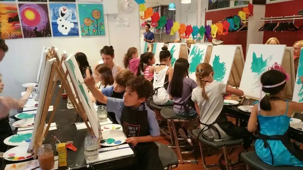 Paint & Sip Studio New York image