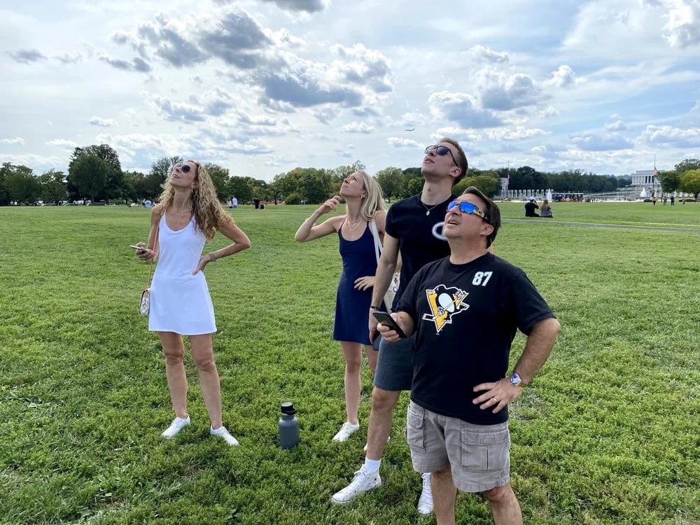 Capital Clues image