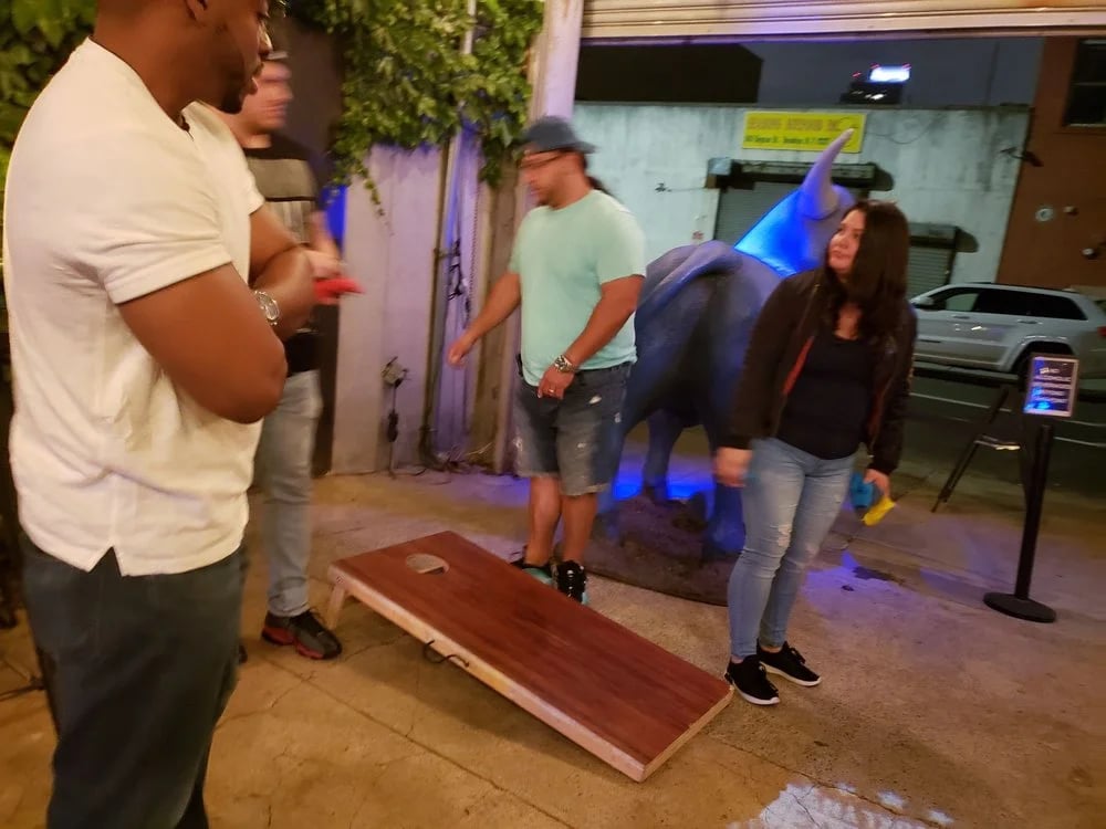 Kick Axe Throwing image