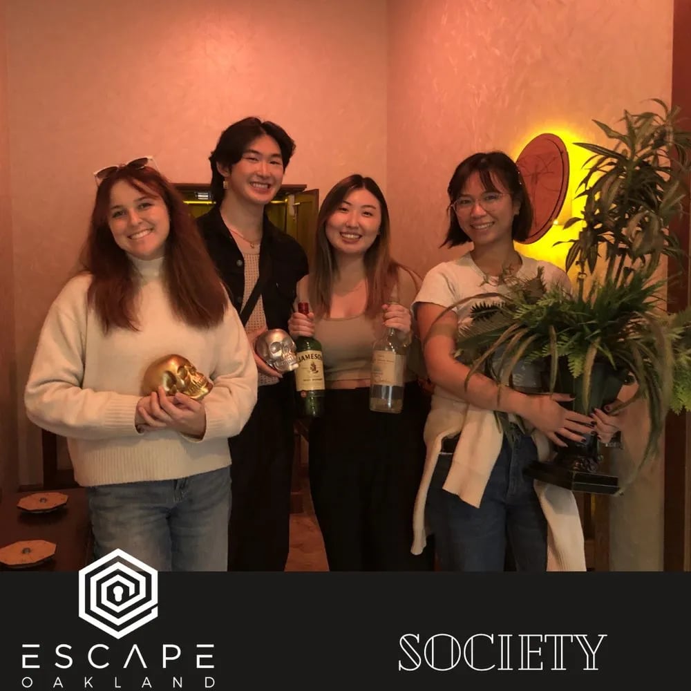 Escape Oakland image