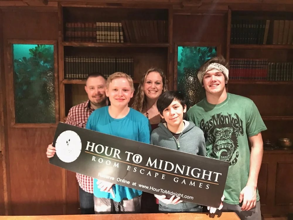 Hour To Midnight - Room Escape Games image