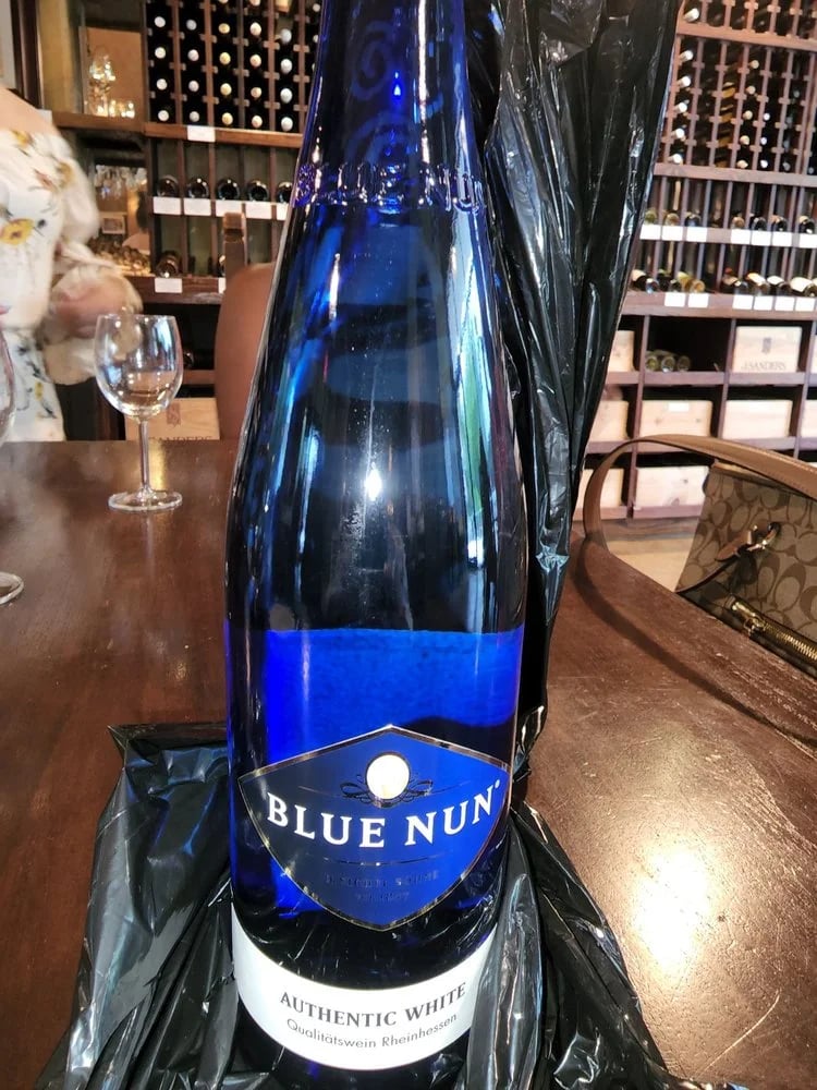 Wine Shoe image