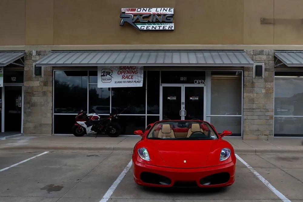One Line Racing Center image
