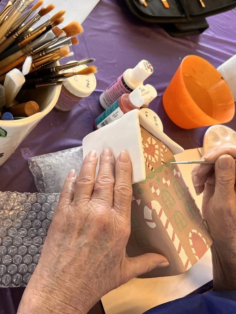 Bee Creative Ceramics image
