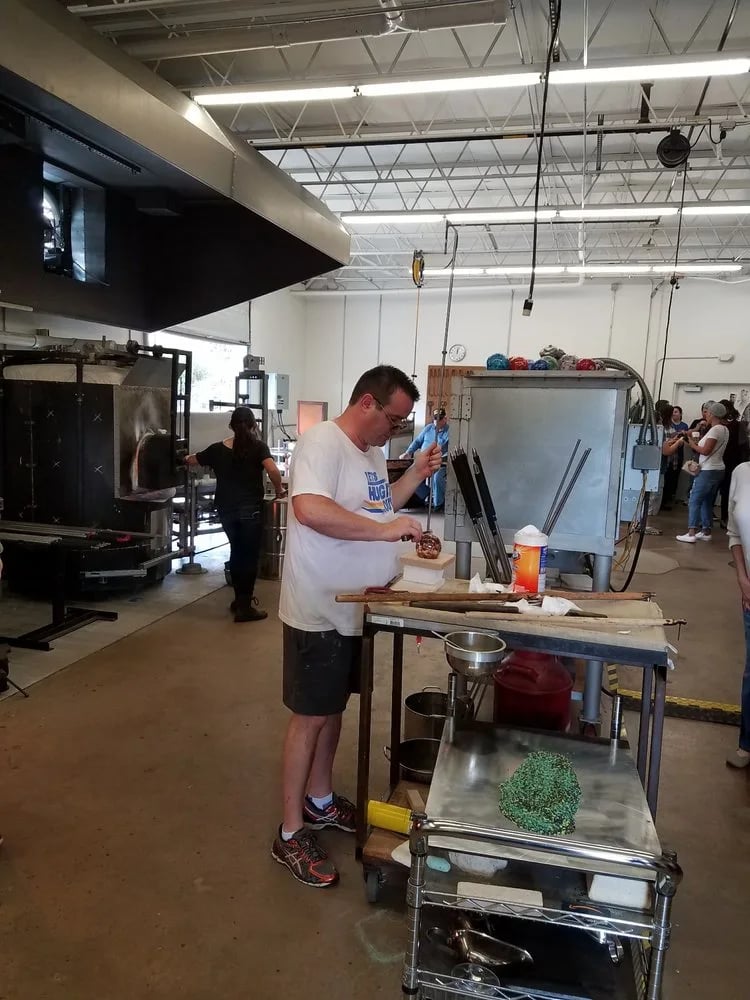 Atlanta Hot Glass image