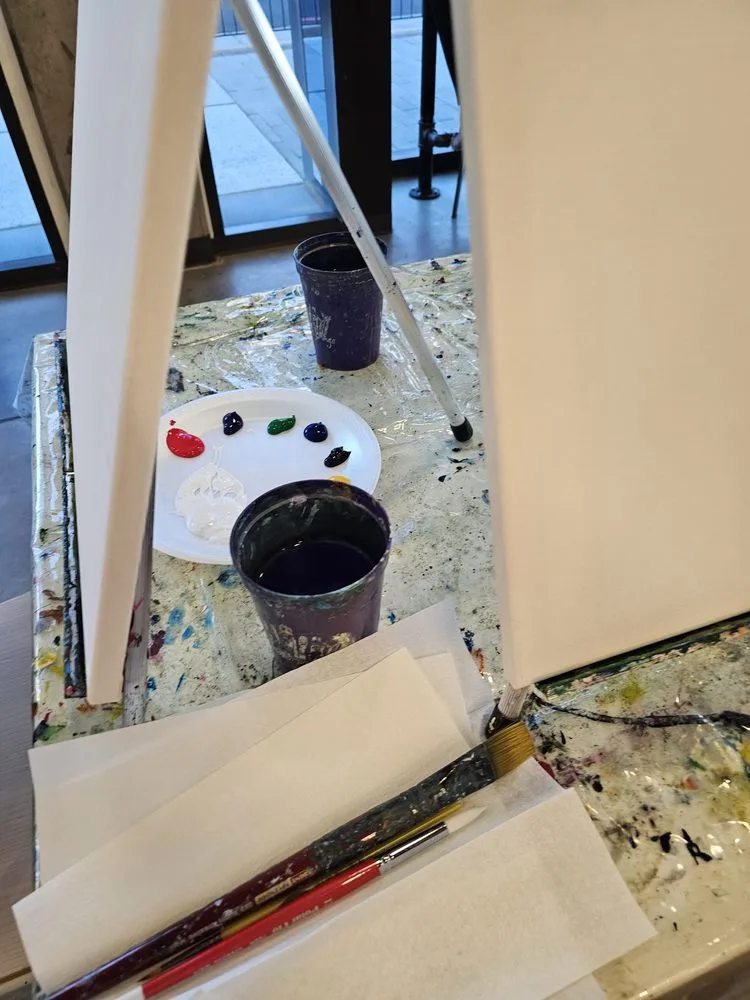 The Painters Lounge image