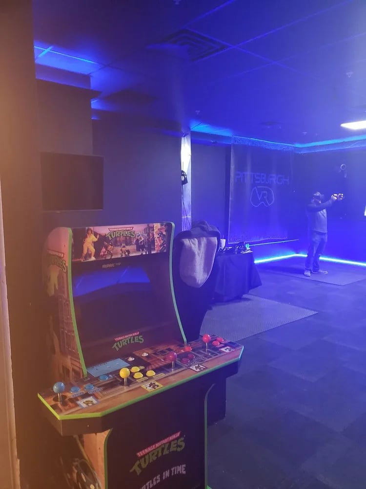 Ace Axe Throwing image