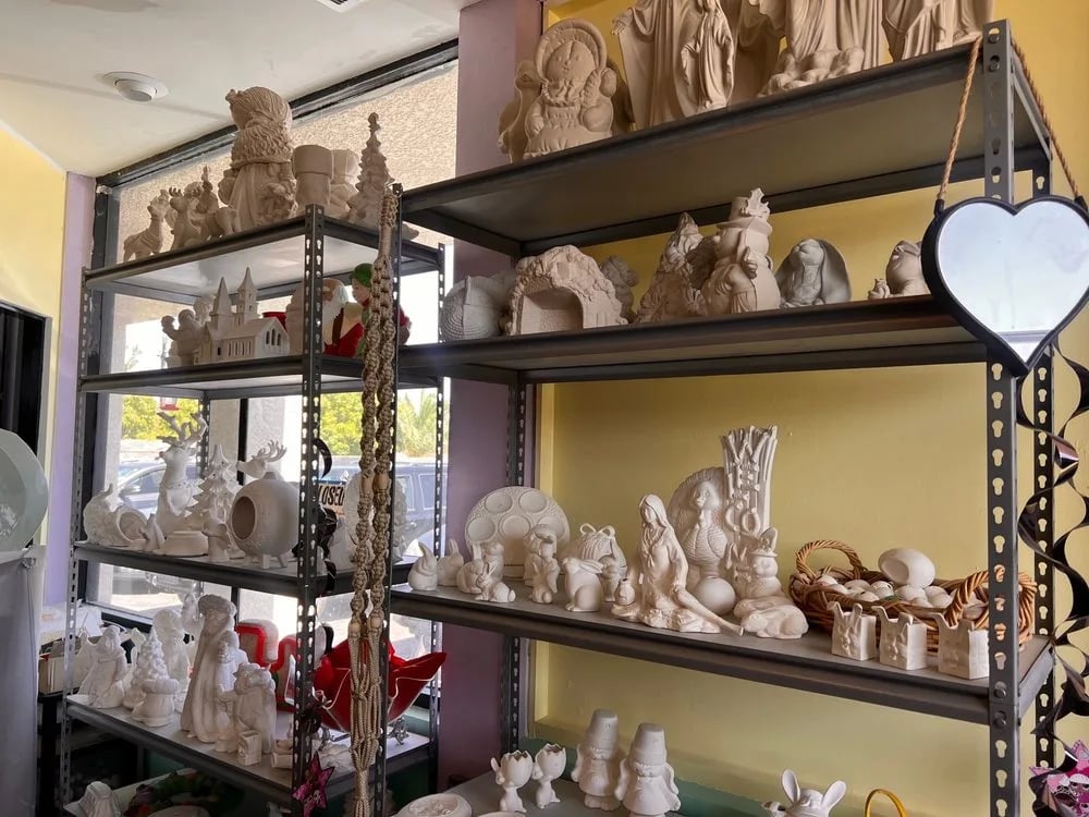 Bee Creative Ceramics image