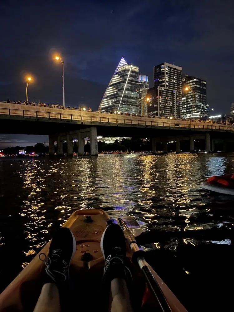Live Love Paddle image