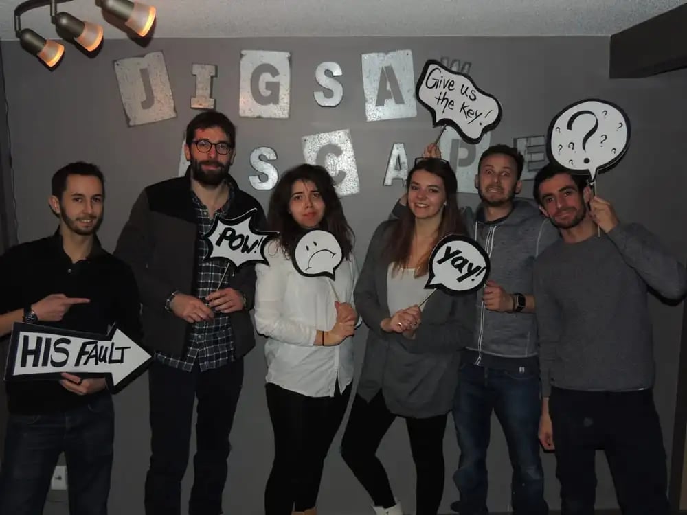 Jigsaw Escape Rooms image