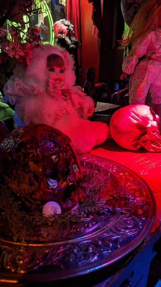 Escape Hotel image