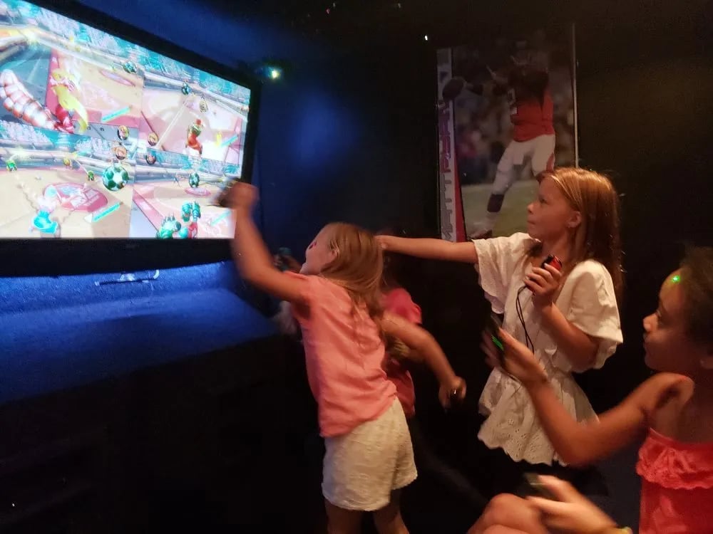 Nitro Mobile Video Gaming image