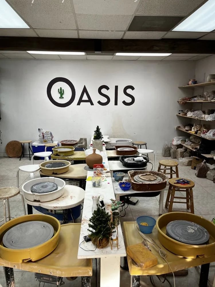 Oasis Pottery image