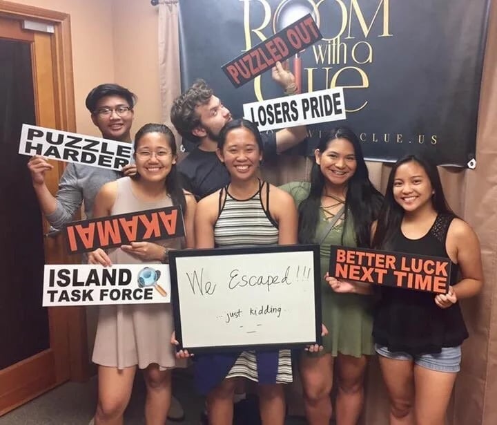 Room With A Clue image