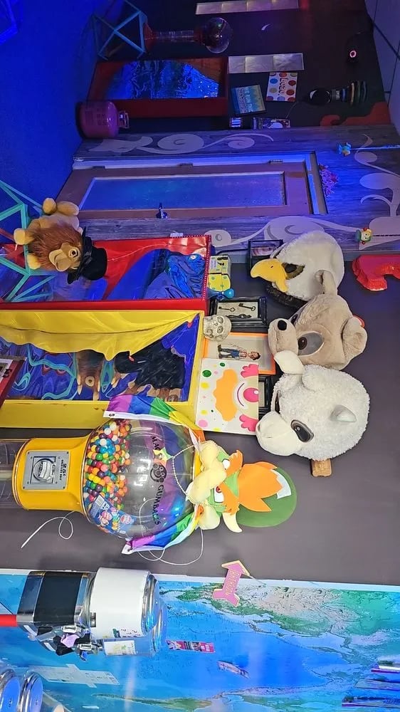 Breakout Escape Rooms Warren image