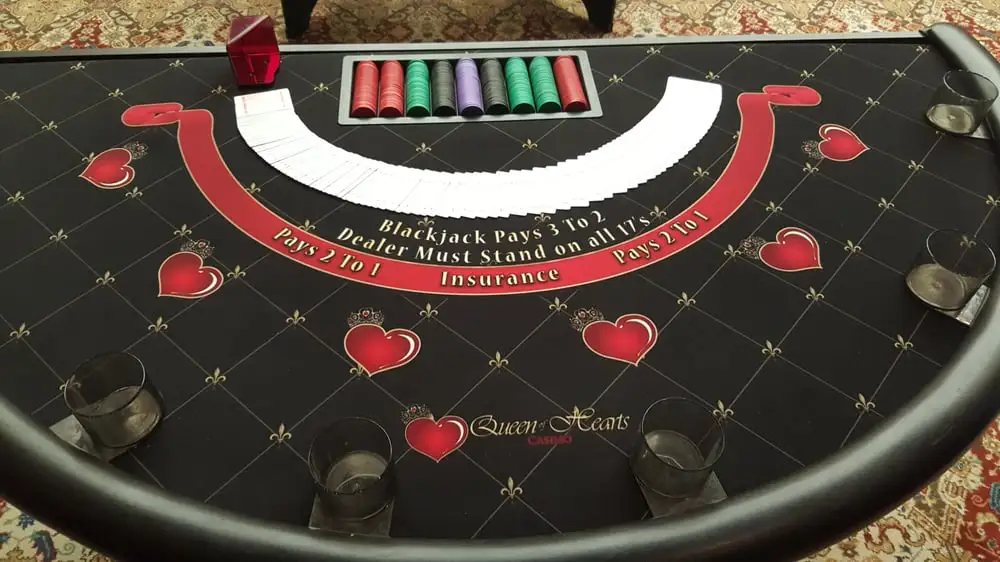 Queen of Hearts Casino Parties image
