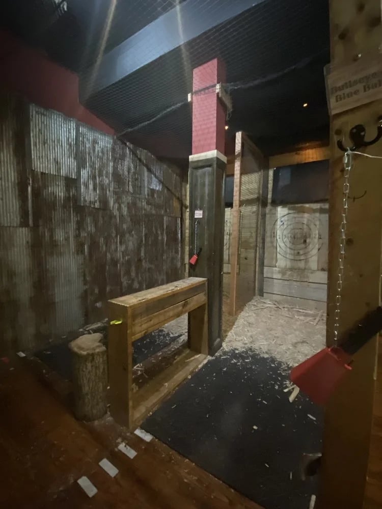 Columbus Axe Throwing image