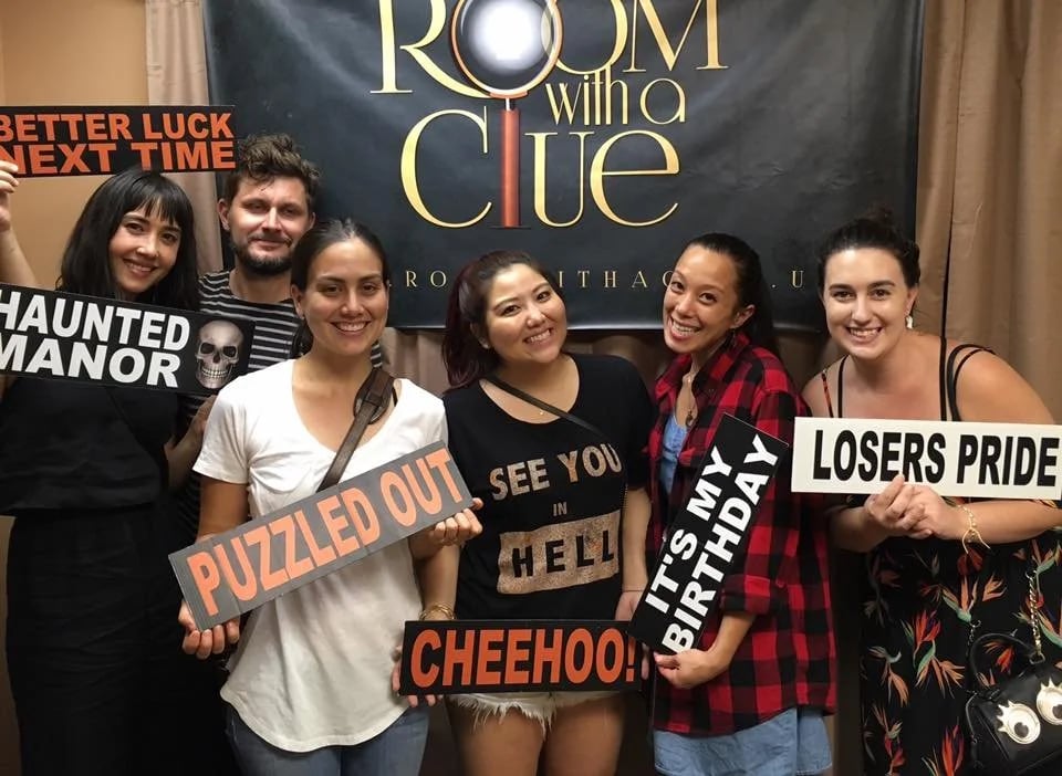 Room With A Clue image