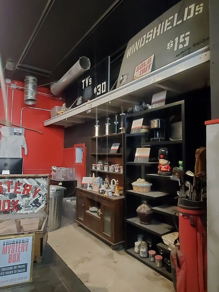 Smash It Breakroom image