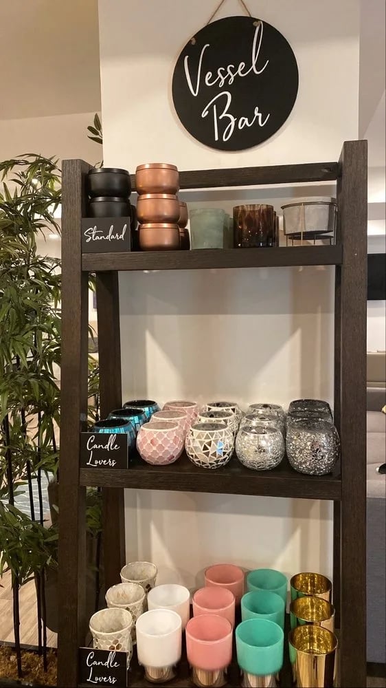 Ashy Aromas Candle Bar image