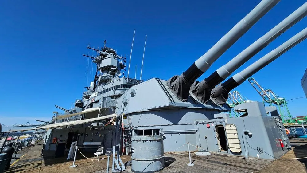 Battleship USS Iowa Museum image