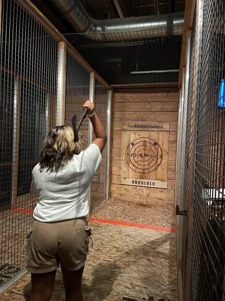 Blade & Timber Axe Throwing - Honolulu image