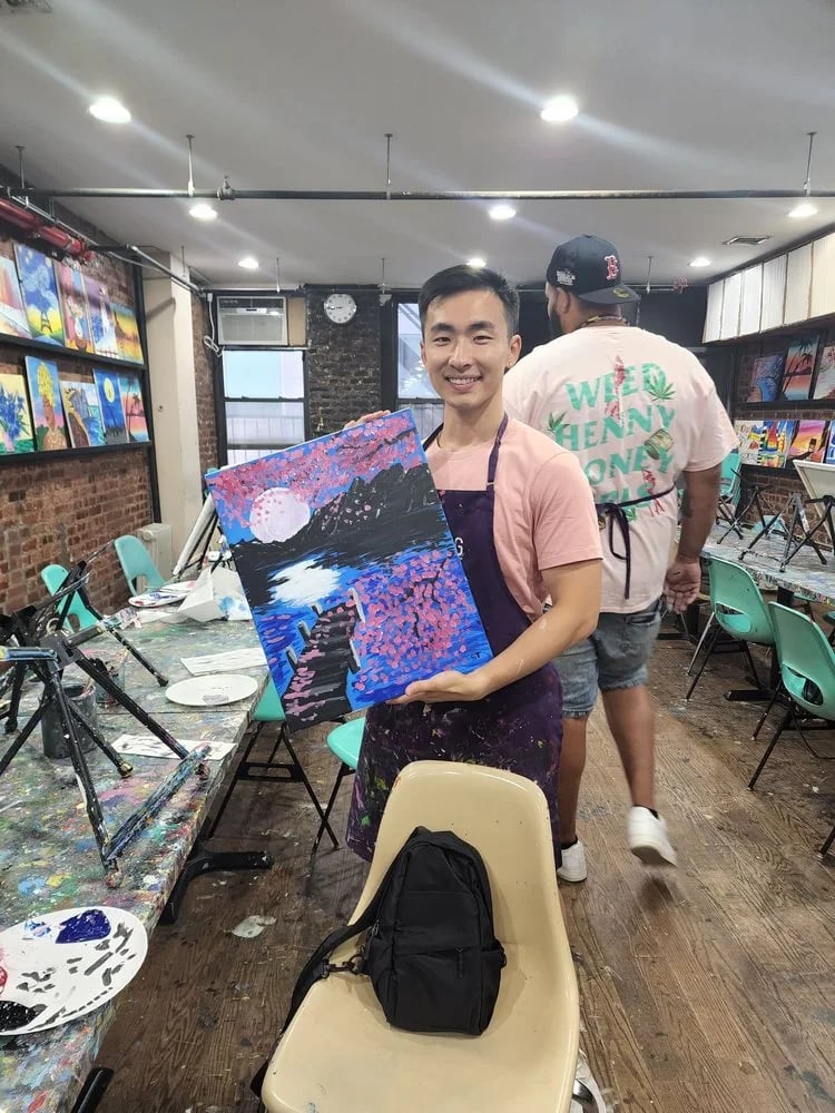 Painting Lounge image
