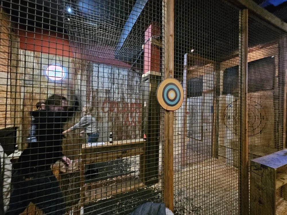 Columbus Axe Throwing image