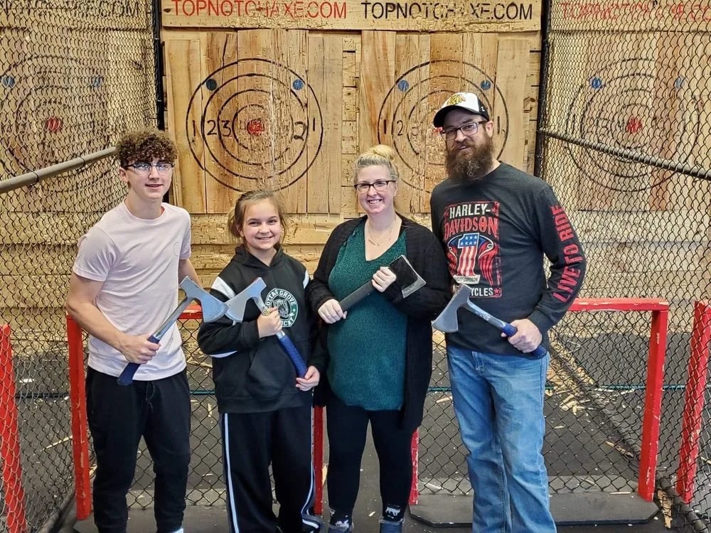 Top Notch Axe Throwing - St Louis image