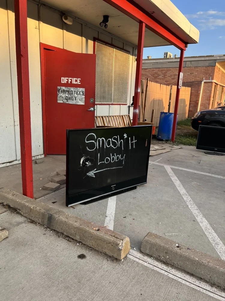 Smash It Breakroom image