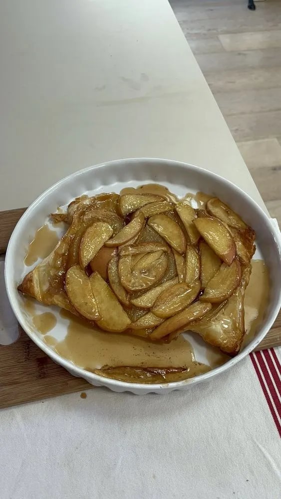 Harvard Cookin' Girl image