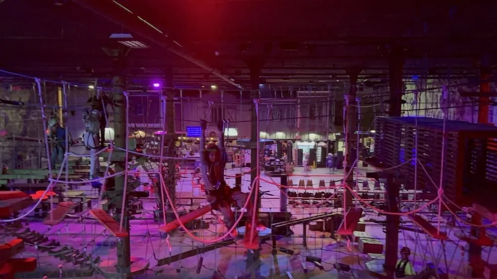 Louisville Mega Cavern image