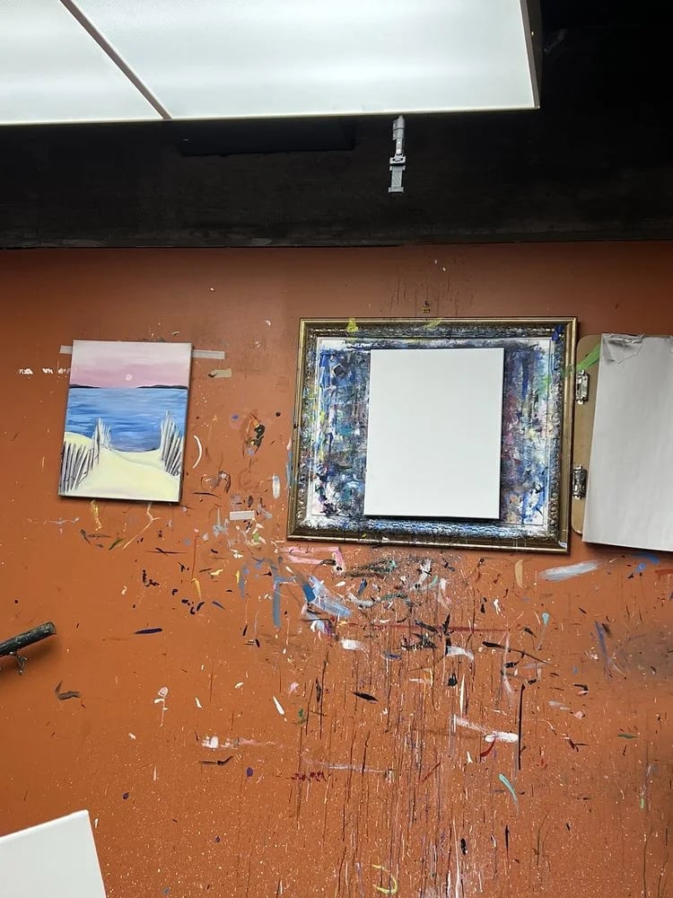 Paint and Vino image