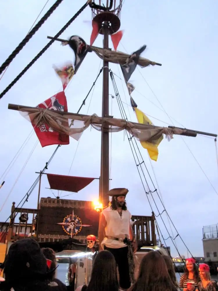 Urban Pirates image